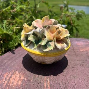 Antique Capodimonte Italy Porcelain Candy Dish/Trinket Dish.